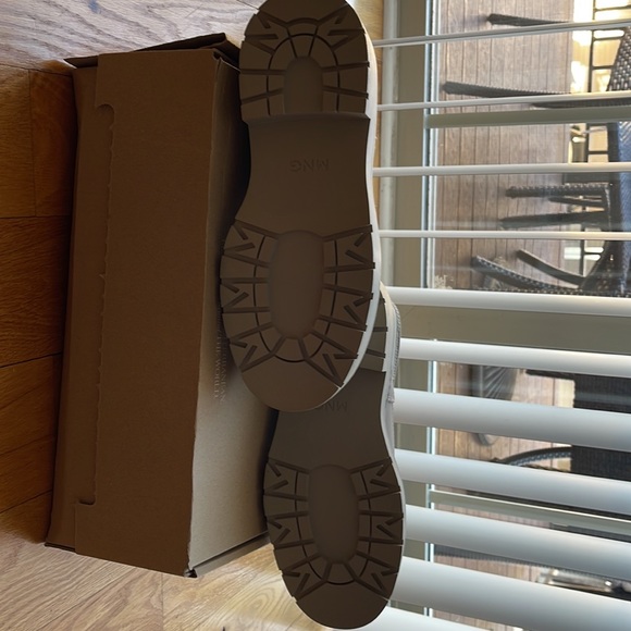 Mango Flat Rubberized Lug Boots - Picture 3 of 12